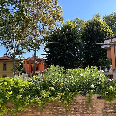 Hotel Borgogna 14 Reggio nell'Emilia Exterior foto
